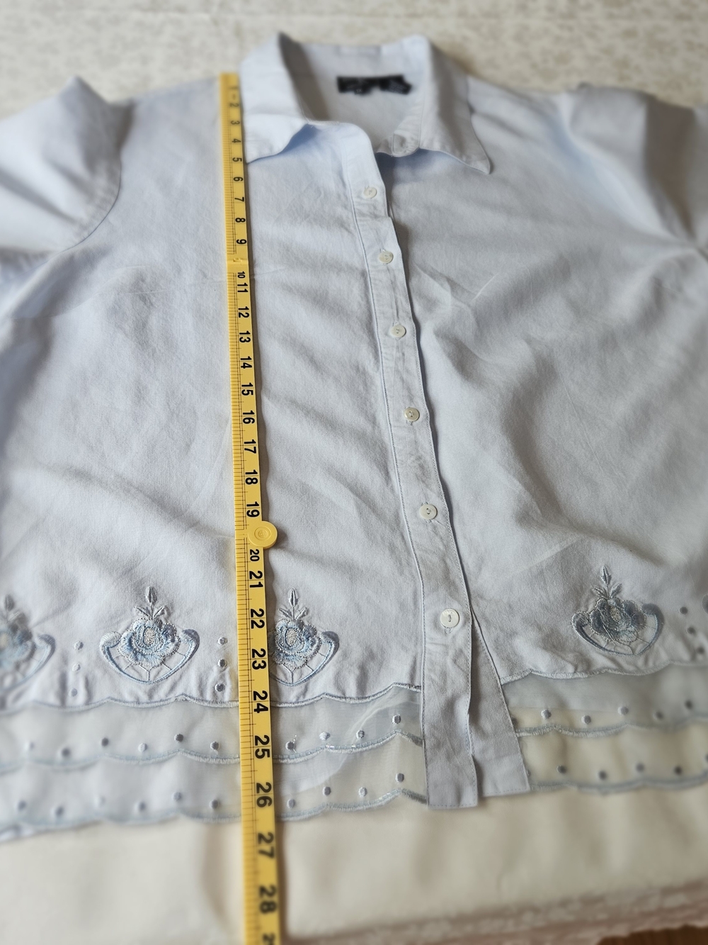 Dina K Woman Light Blue Embroidered Button Up Shirt Blouse Size 1X Ramie Viscos - Picture 7 of 11